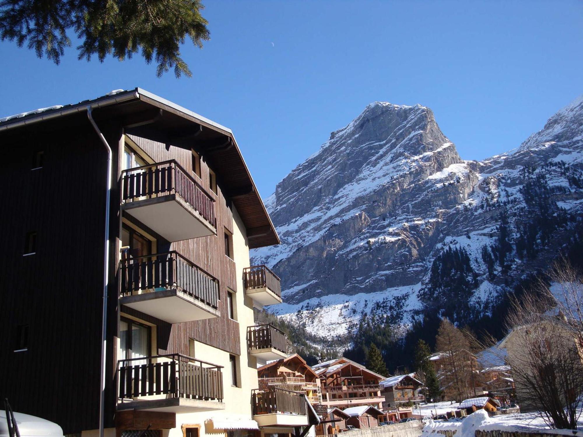 Duplex Ensoleille Centre Village Avec Balcon Et Parking Prive - Fr-1-464-86 Pralognan-la-Vanoise Exterior photo